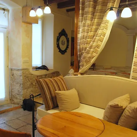 Apartament Cecilia *