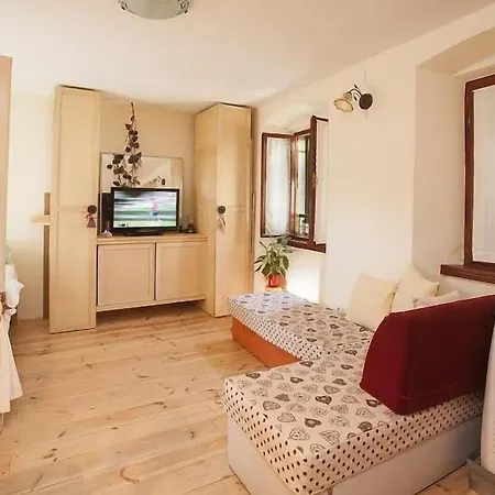 Apartment Cecilia *
